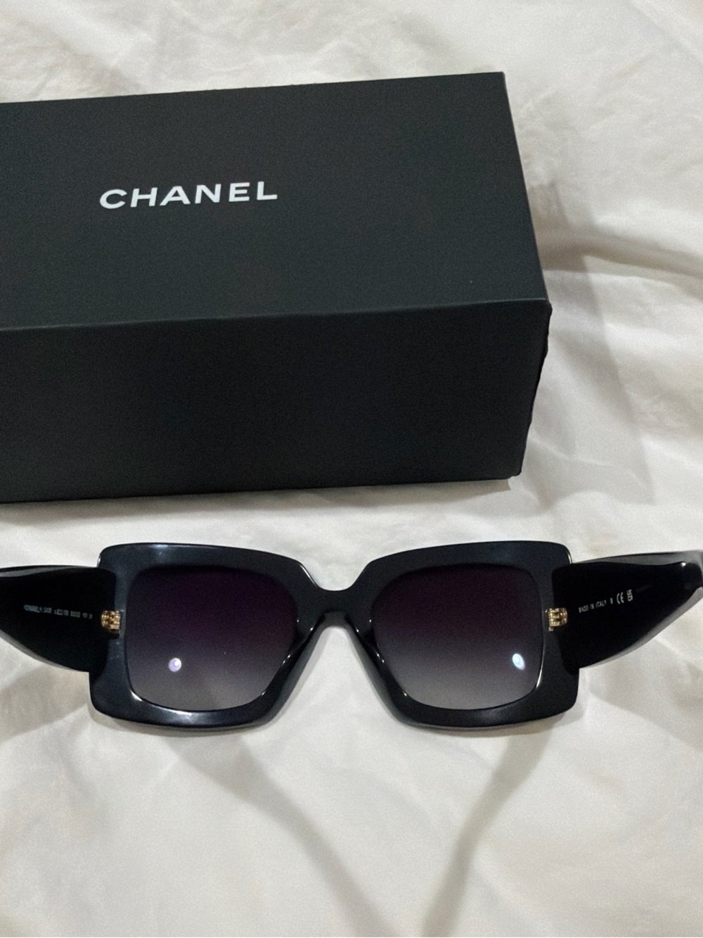 Chanel black rectangle sunglasses - Picture 6 of 9